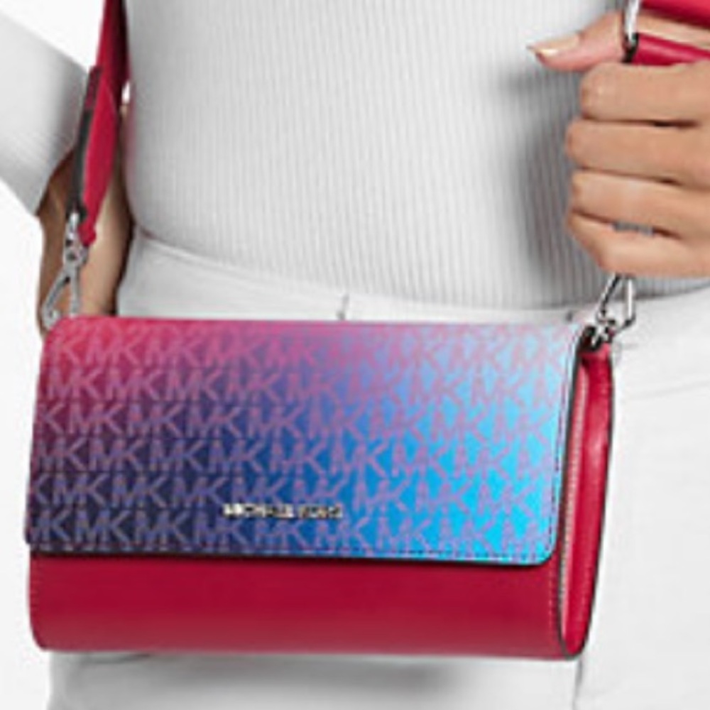 MICHAEL KORS Jet Set Lg Ombré Signature Logo Crossbody Bag
Dark Raspberry Multi